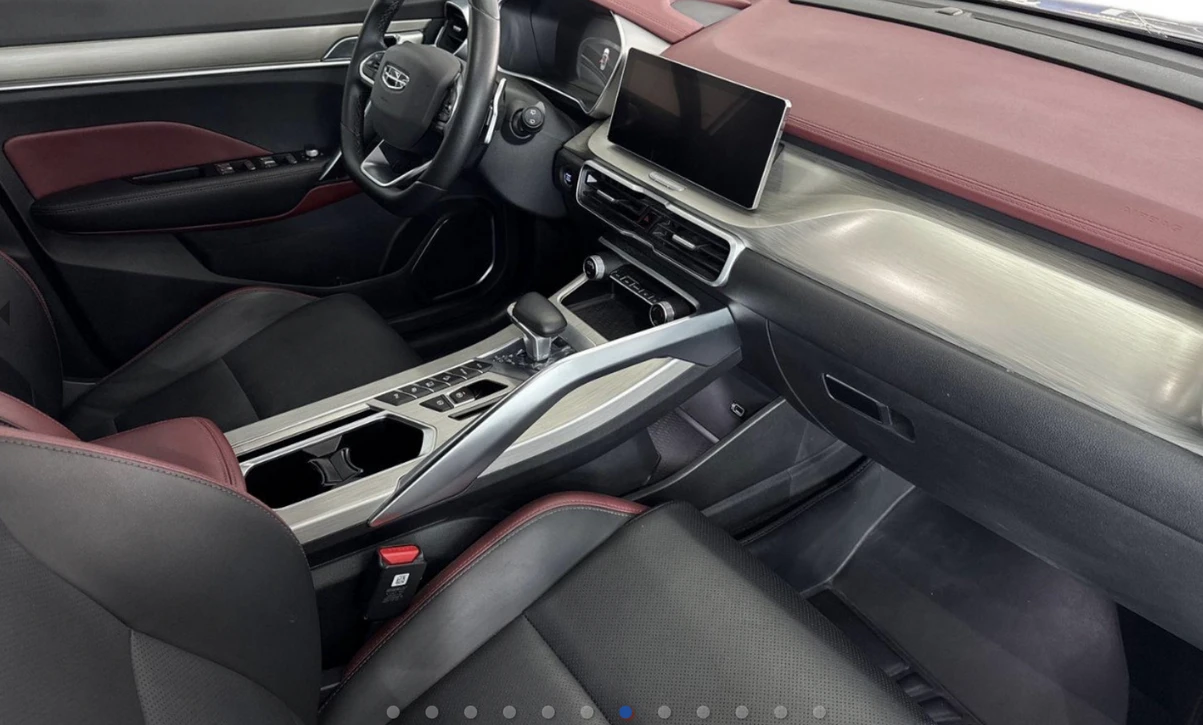Geely Coolray 2023