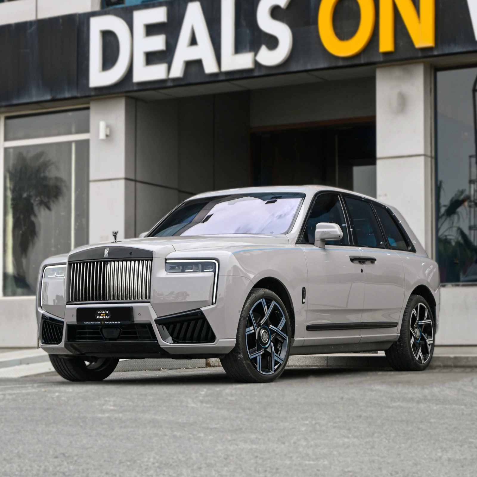 Rolls Royce Cullinan 2025