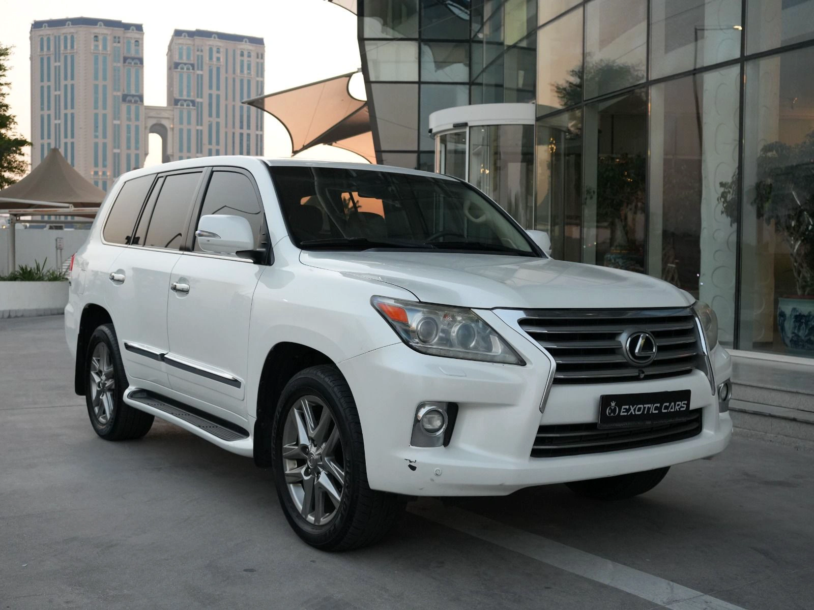 Lexus LX 570 2014