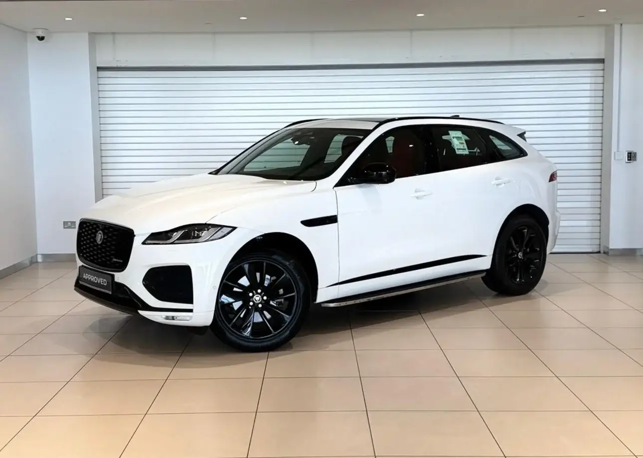 Jaguar F-PACE 2024