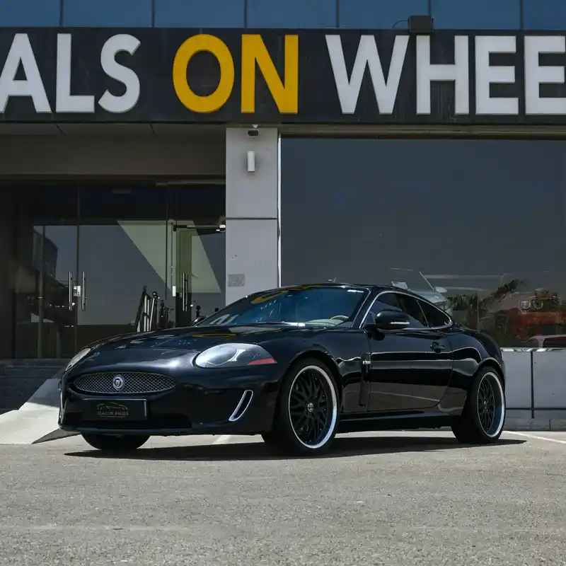Jaguar XKR