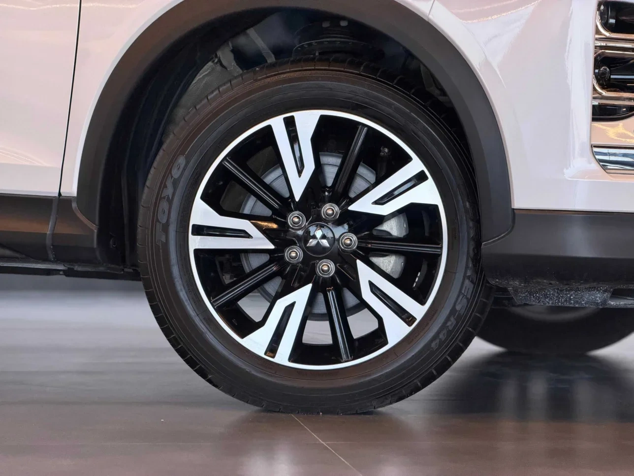 Mitsubishi Eclipse Cross 2025 — photo 5 for sale in Qatar