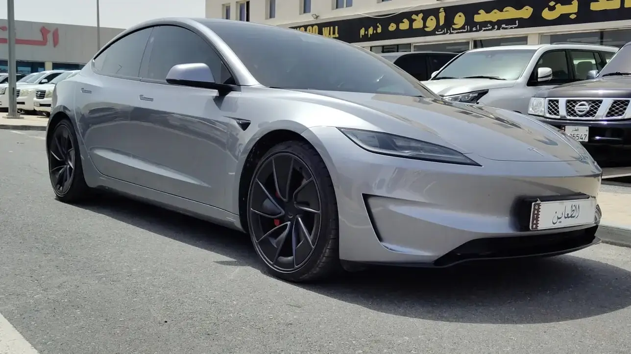 Tesla Model 3 2025
