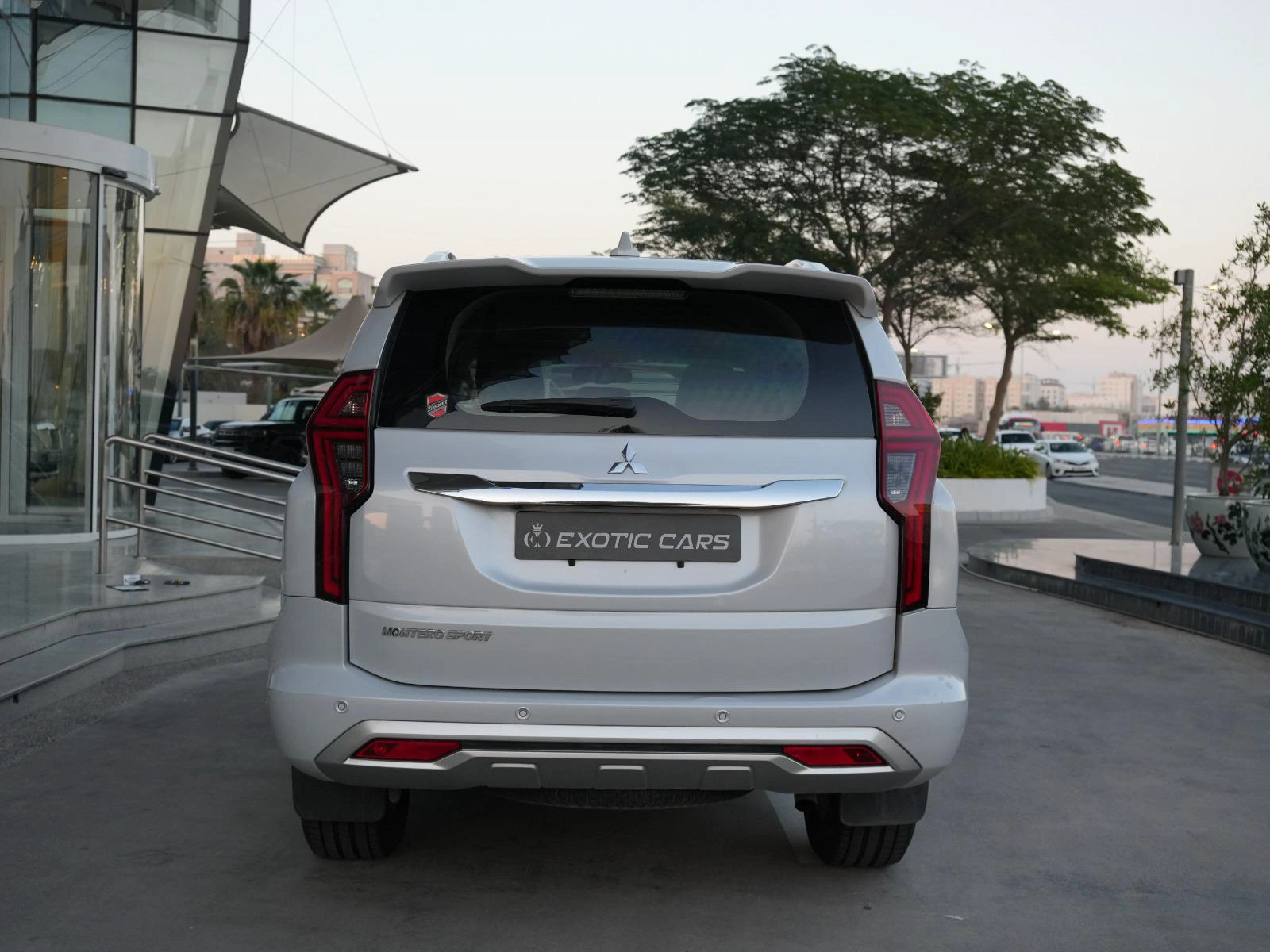 Mitsubishi Montero Sports 2020