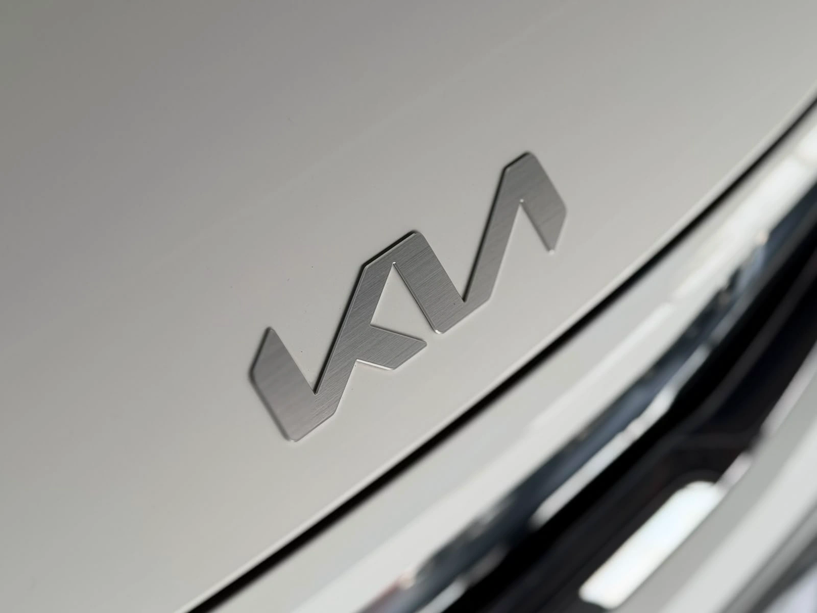 Kia Saloon 2025