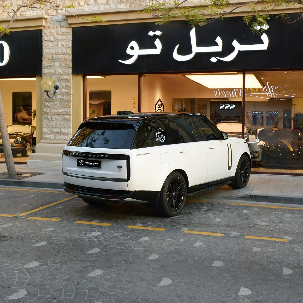 Range Rover HSE 2023 — photo 2 for sale in Qatar