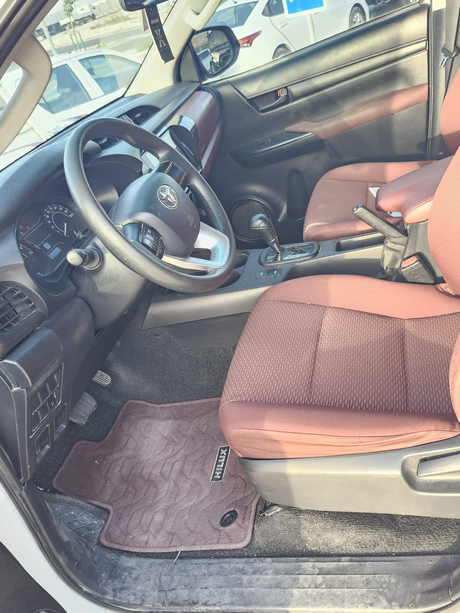 Toyota Hilux 2024 — photo 5 for sale in Qatar