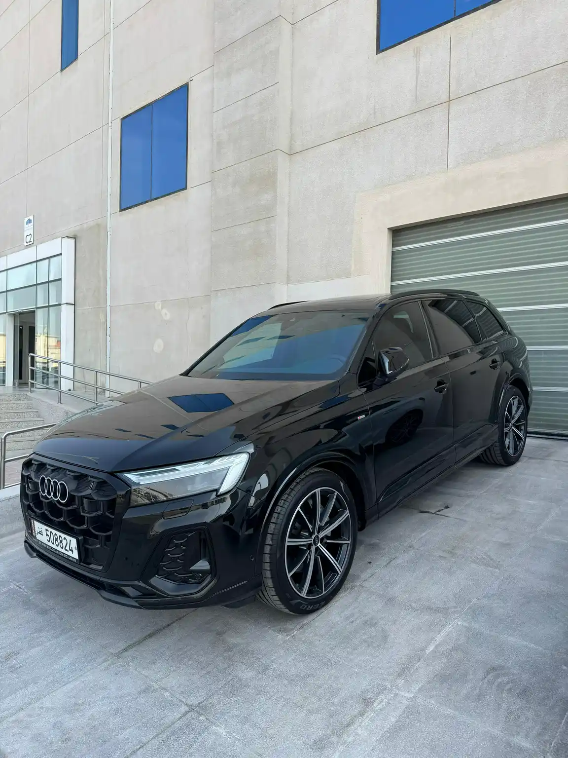Audi Q7    45TFSI S LINE  2025