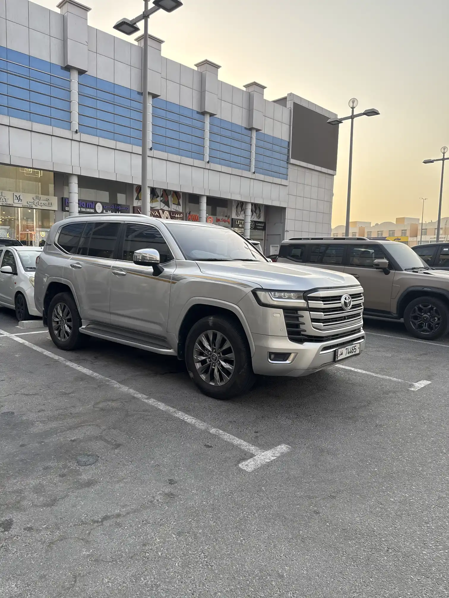 Toyota Land Cruiser VX 2022