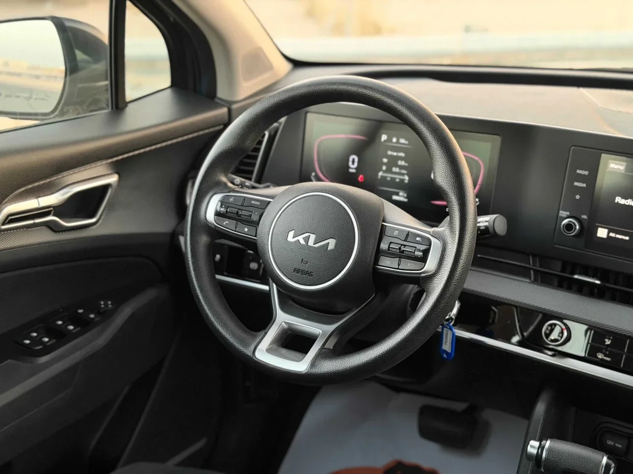 Kia Sportage 2023 — photo 7 for sale in Qatar