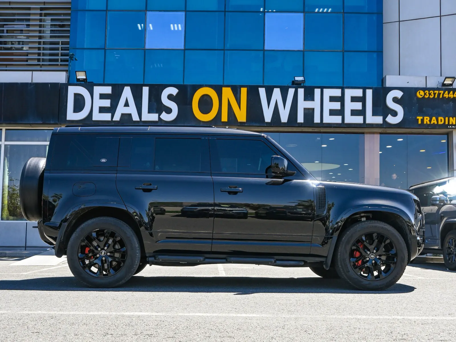 Landrover Defender 2023