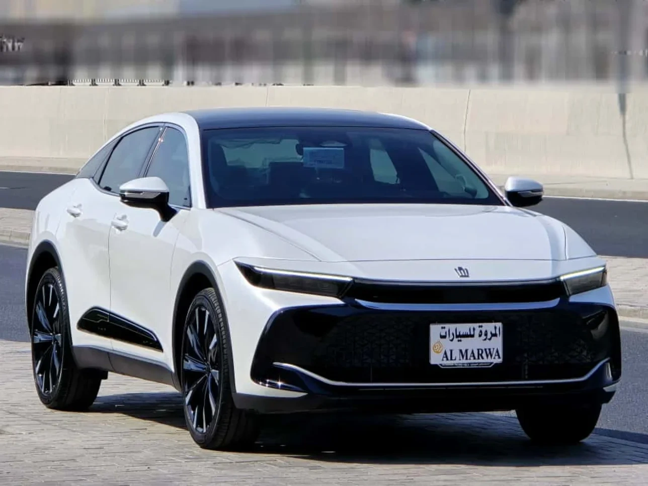 Toyota Crown 2023