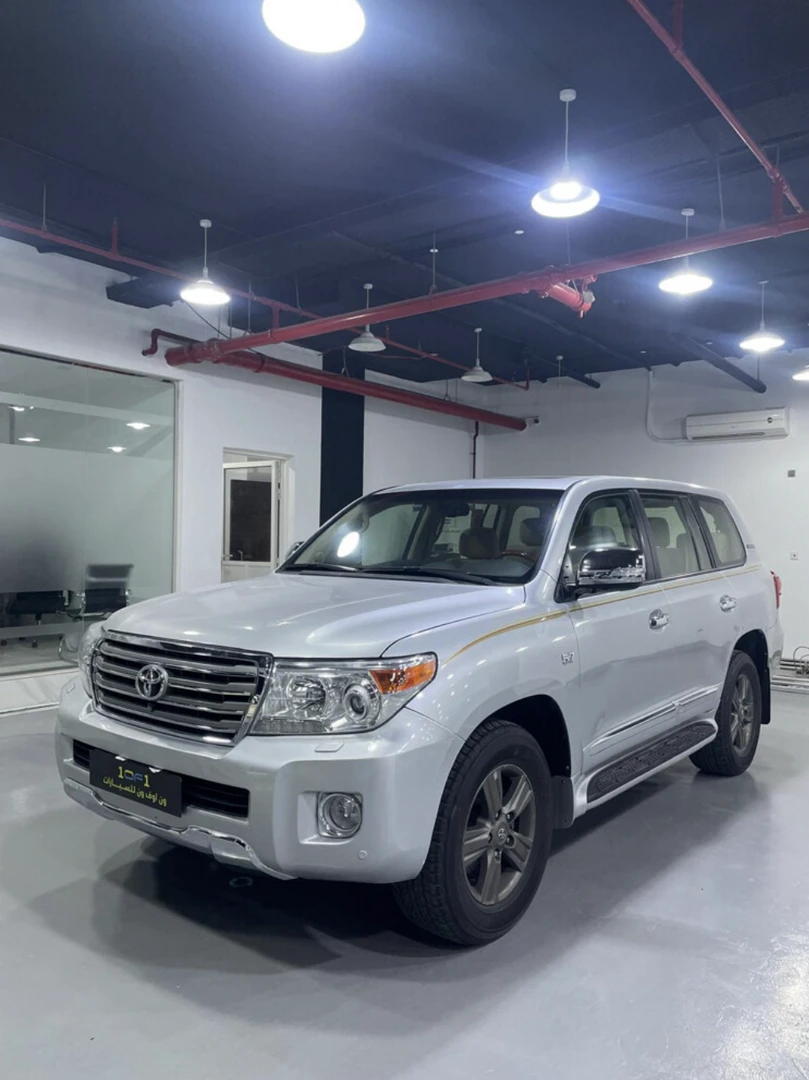 Toyota Land Cruiser VXR 2013