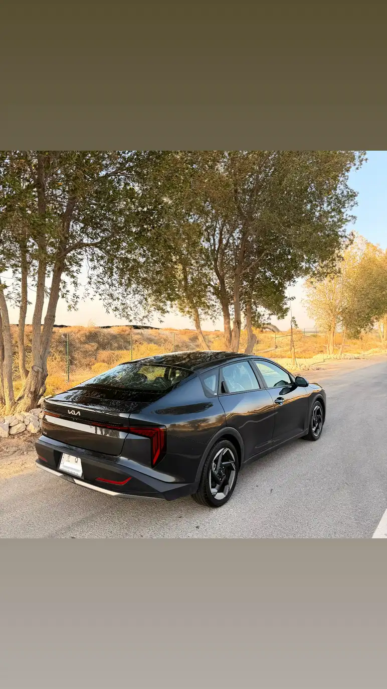 Kia K5 EX 2025