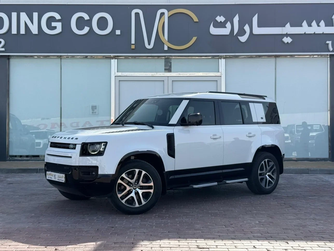 Landrover Defender 2023