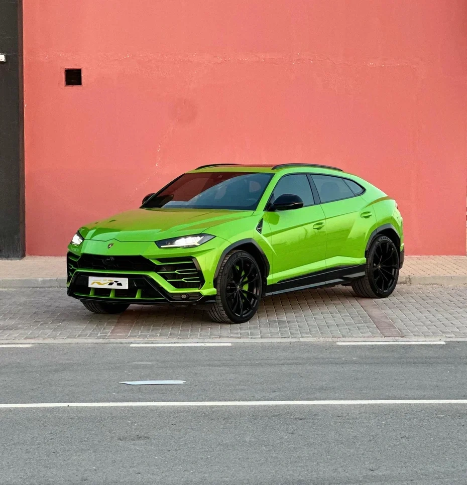 Lamborghini URUS 2021