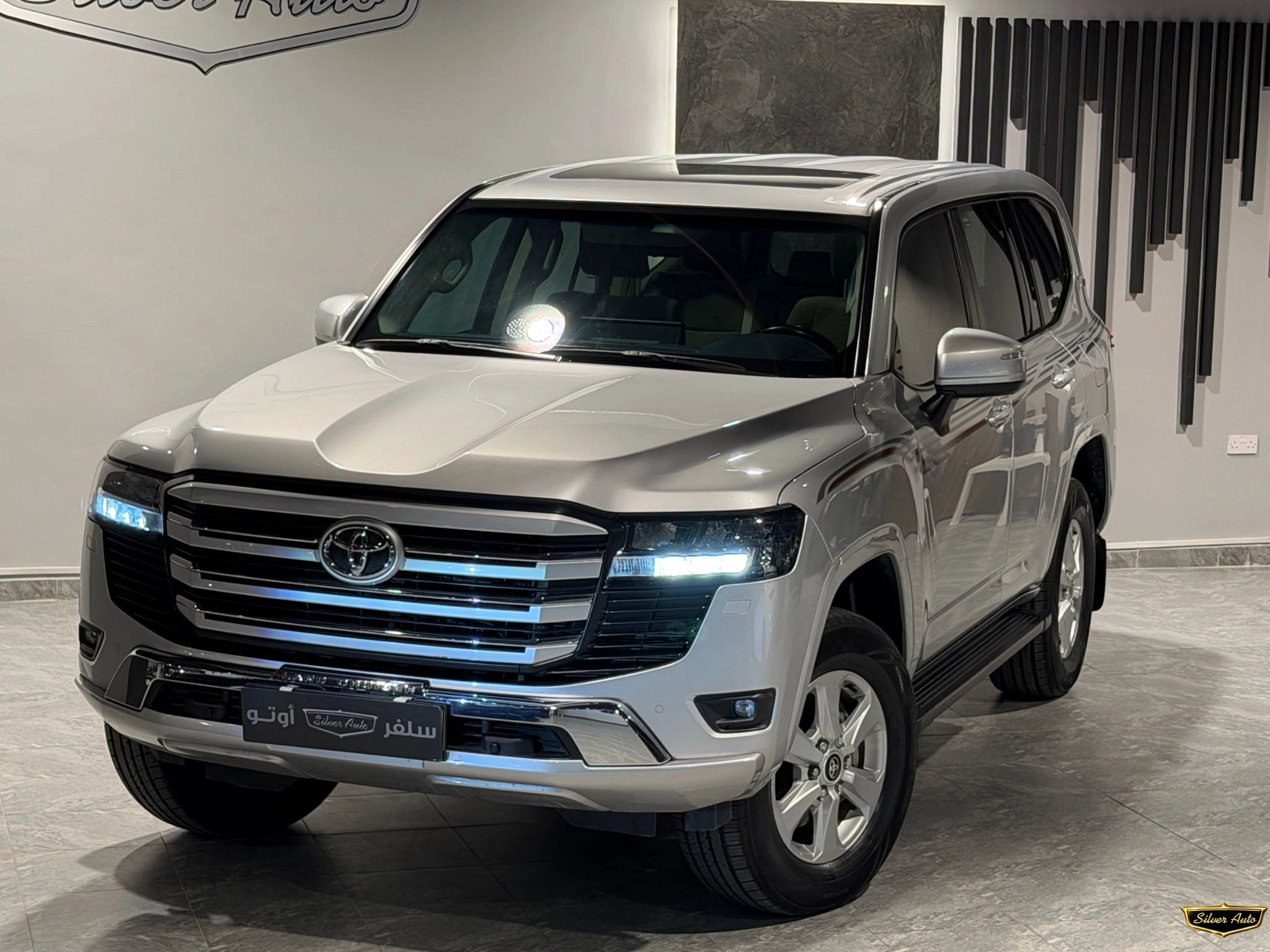 Toyota Land Cruiser GXR 2022