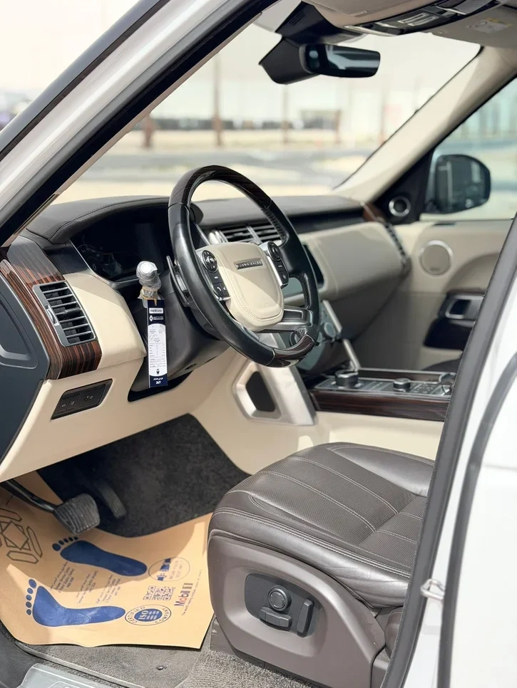 Landrover RANGE ROVER 2017 — photo 8 for sale in Qatar