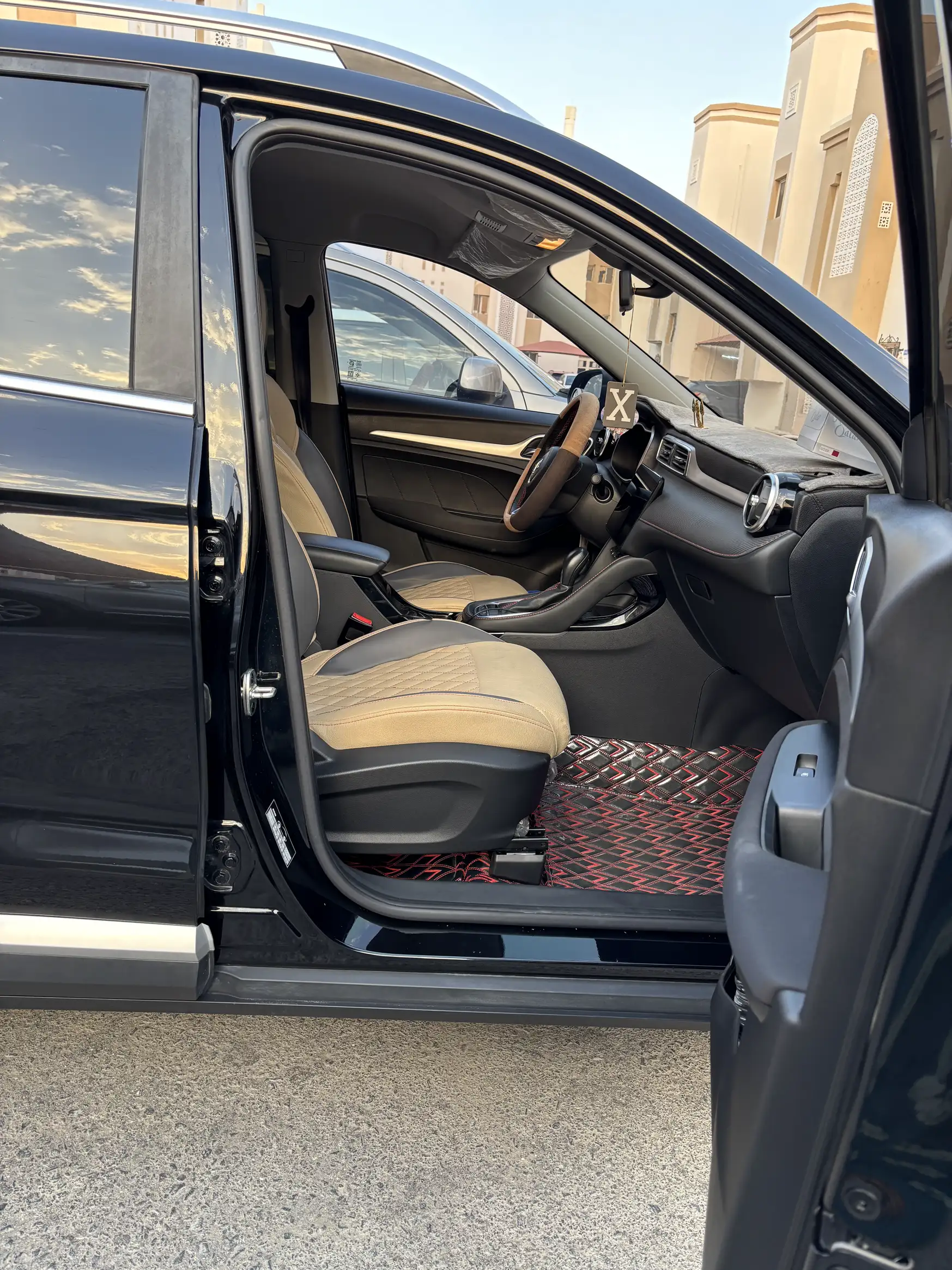 MG ZS 2025