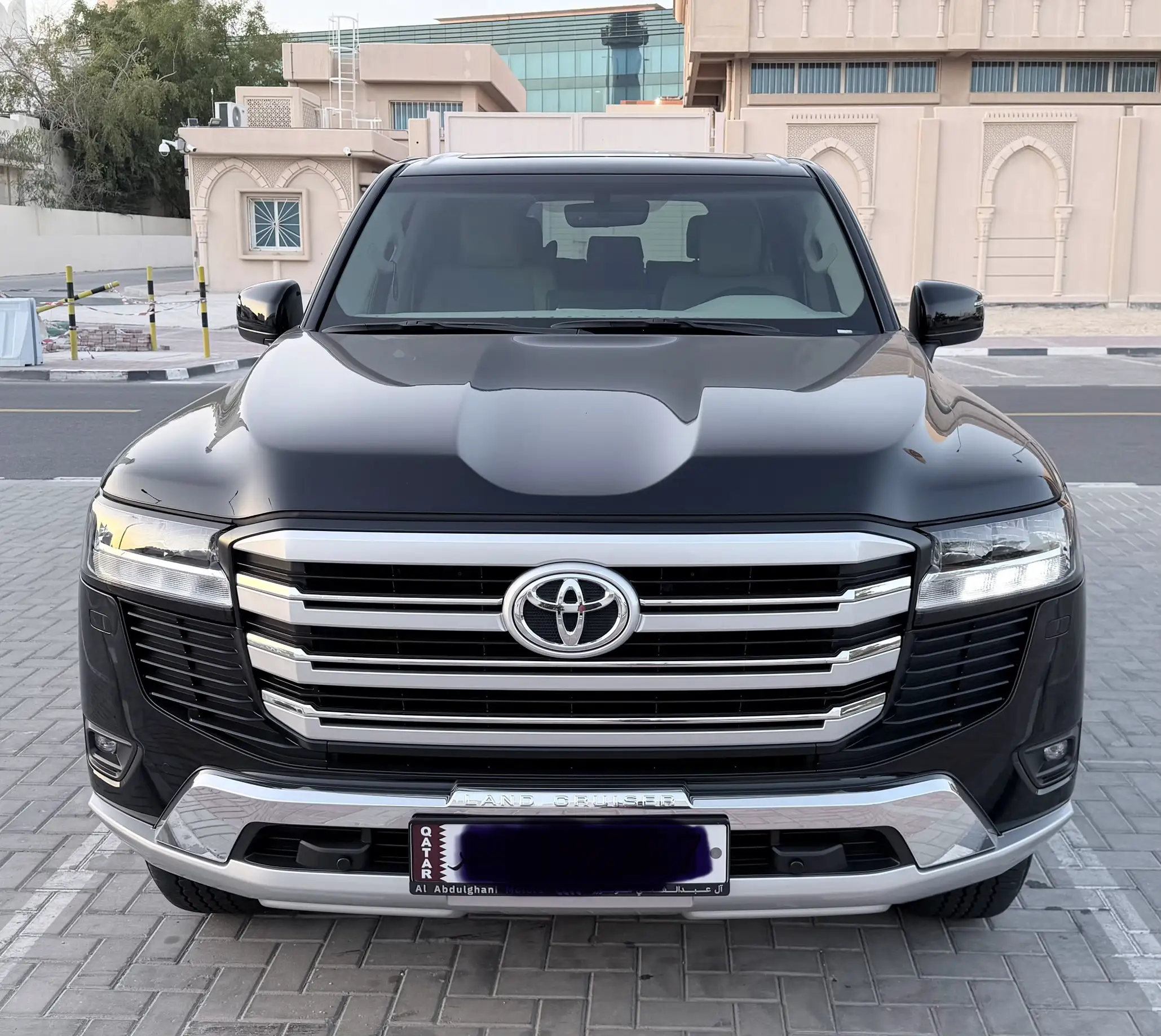 Toyota Land Cruiser GXR 2025