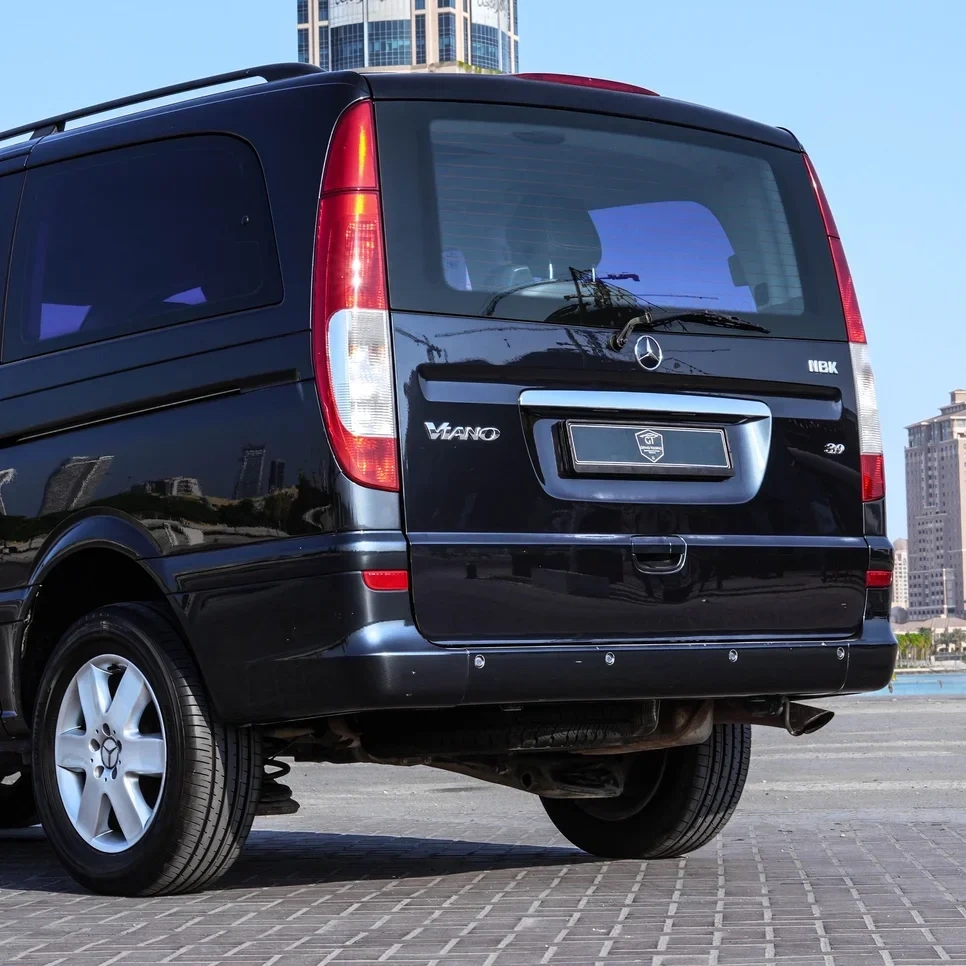Mercedes Viano 2006