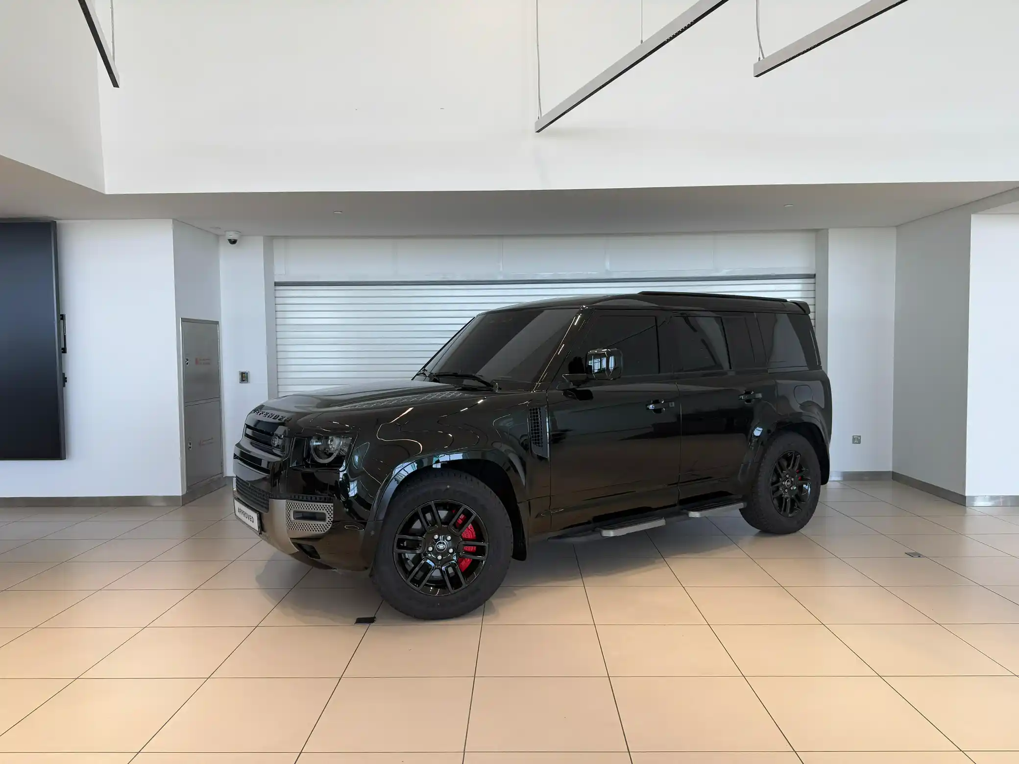 Land Rover Defender 110 2.0i4 S PHEV 404P
