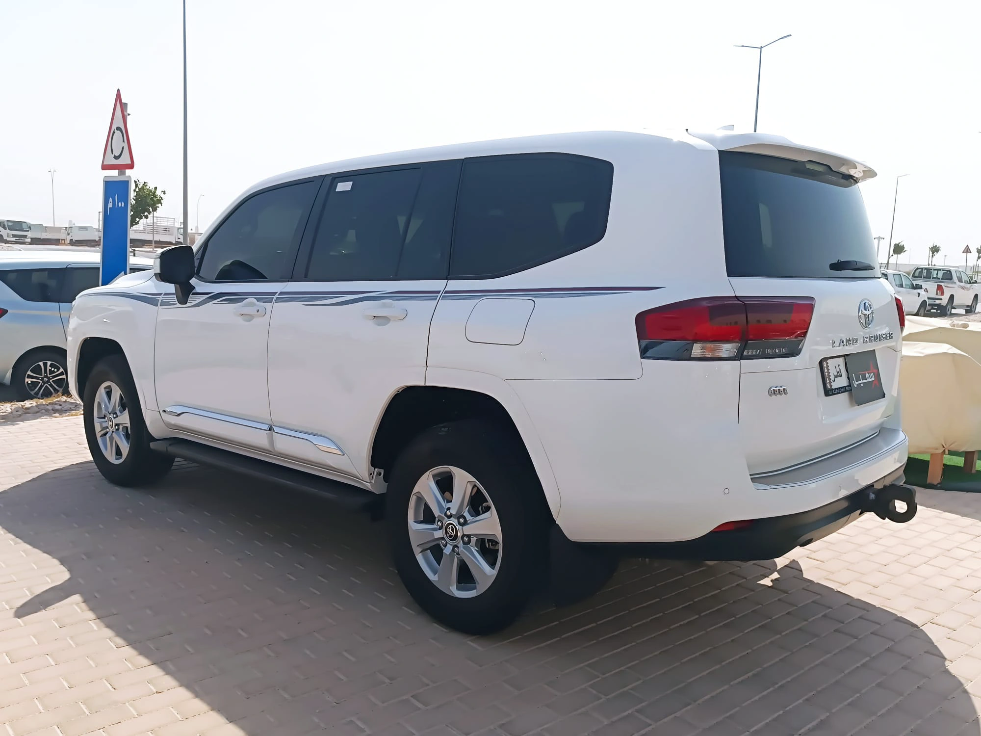 Toyota Land Cruiser GXR 2023 — photo 5 for sale in Qatar