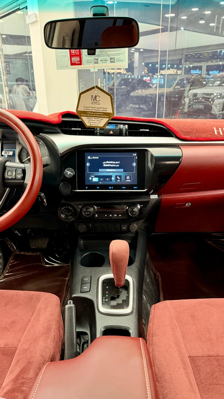 Toyota Hilux D/C P/Up 2025