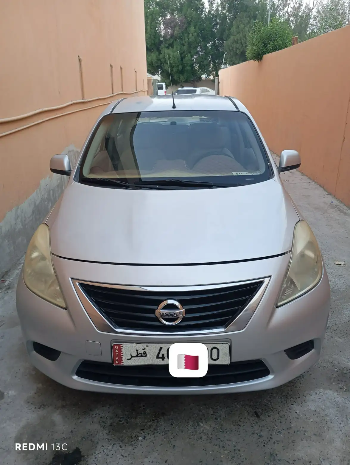 Nissan Sunny 2012