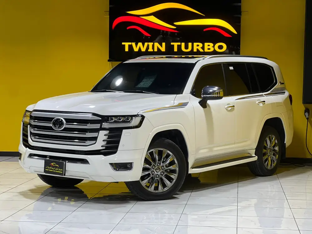 Toyota Land Cruiser VXR 2022