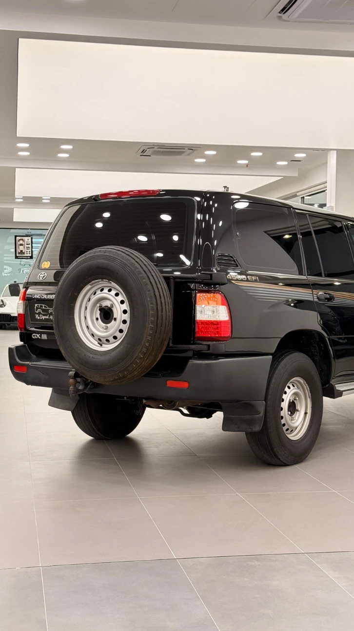 Toyota Land Cruiser GX 2005