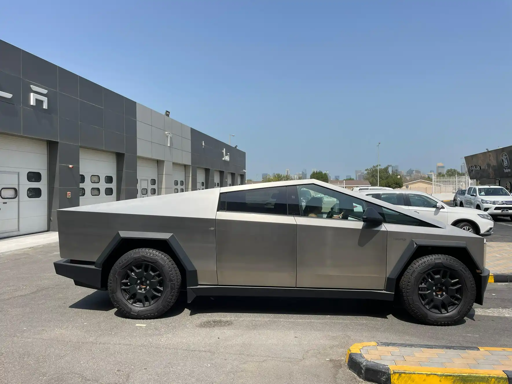 Tesla Cybertruck 2024