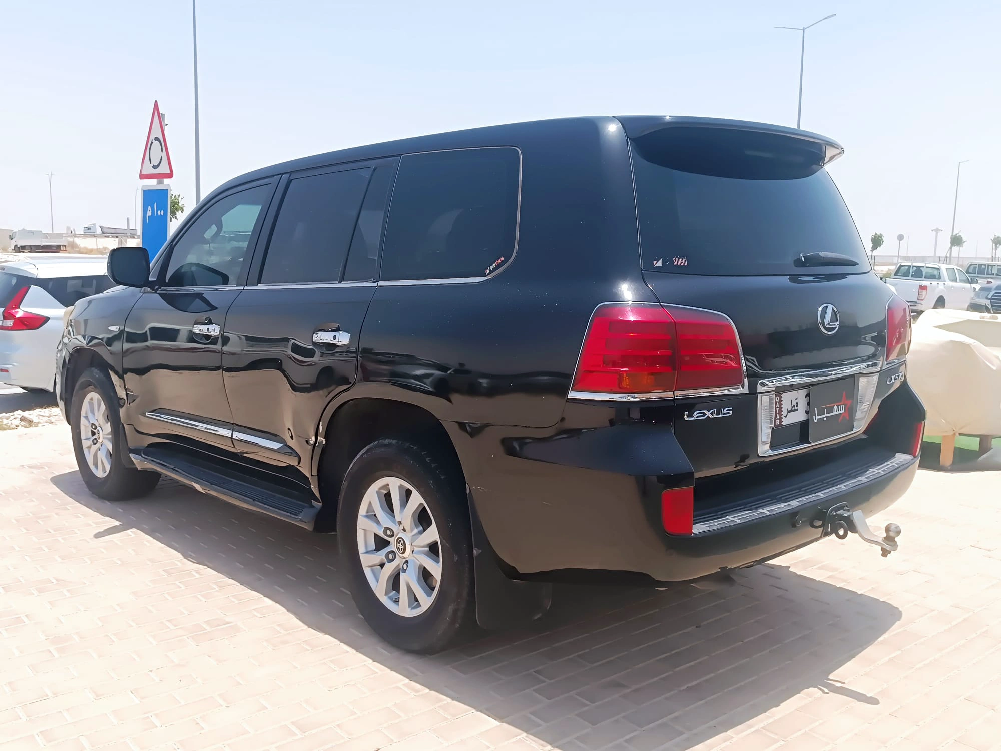 Lexus LX 2009 — photo 5 for sale in Qatar