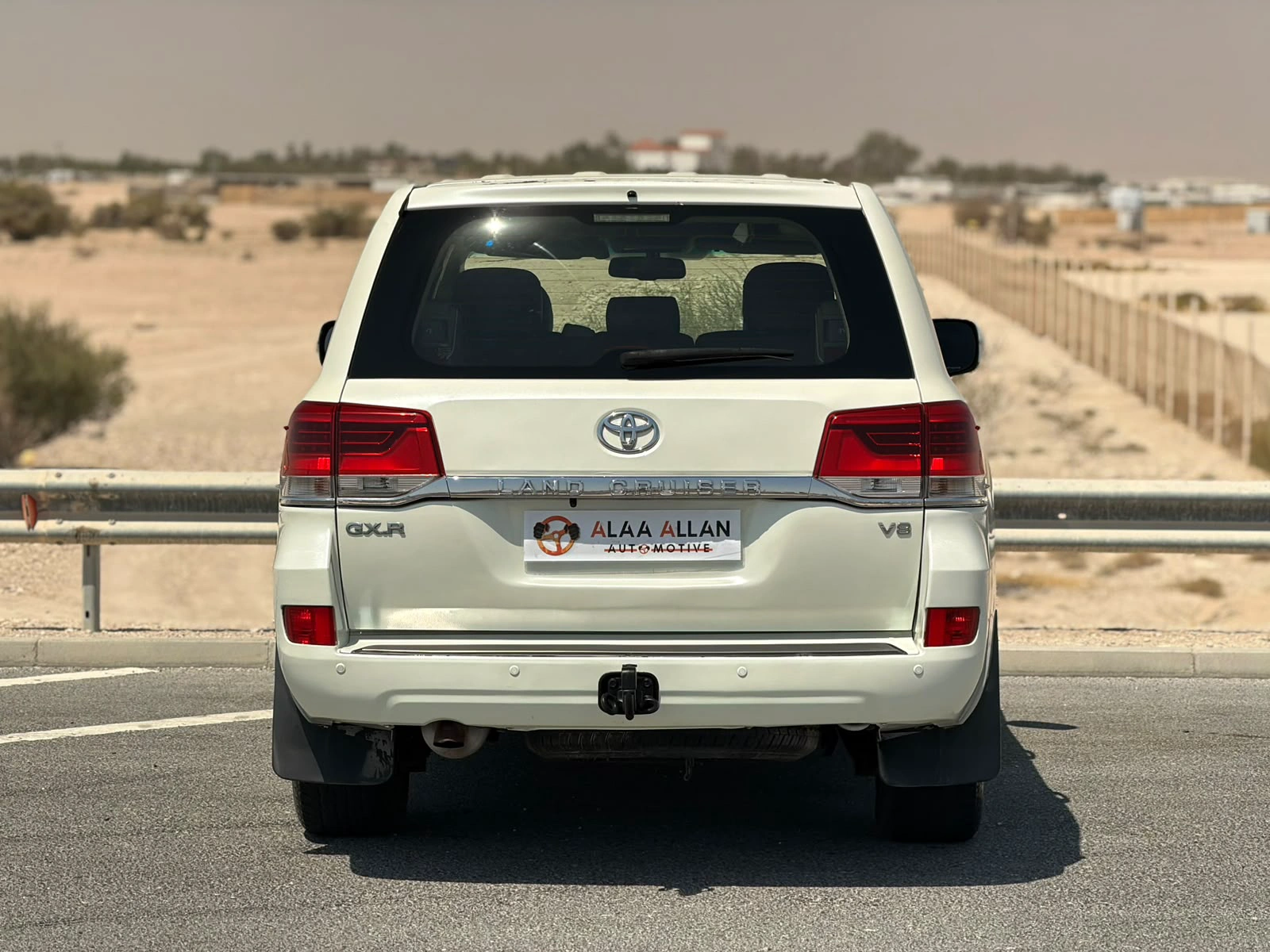 Toyota Land Cruiser GXR 2016 — photo 19 for sale in Qatar
