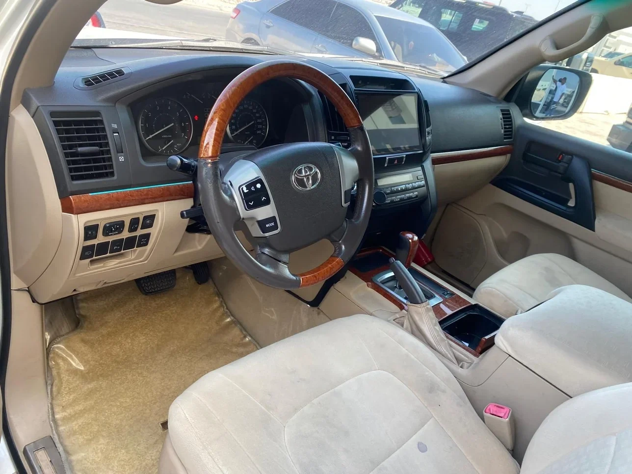 Toyota Land Cruiser GXR 2014 — photo 5 for sale in Qatar