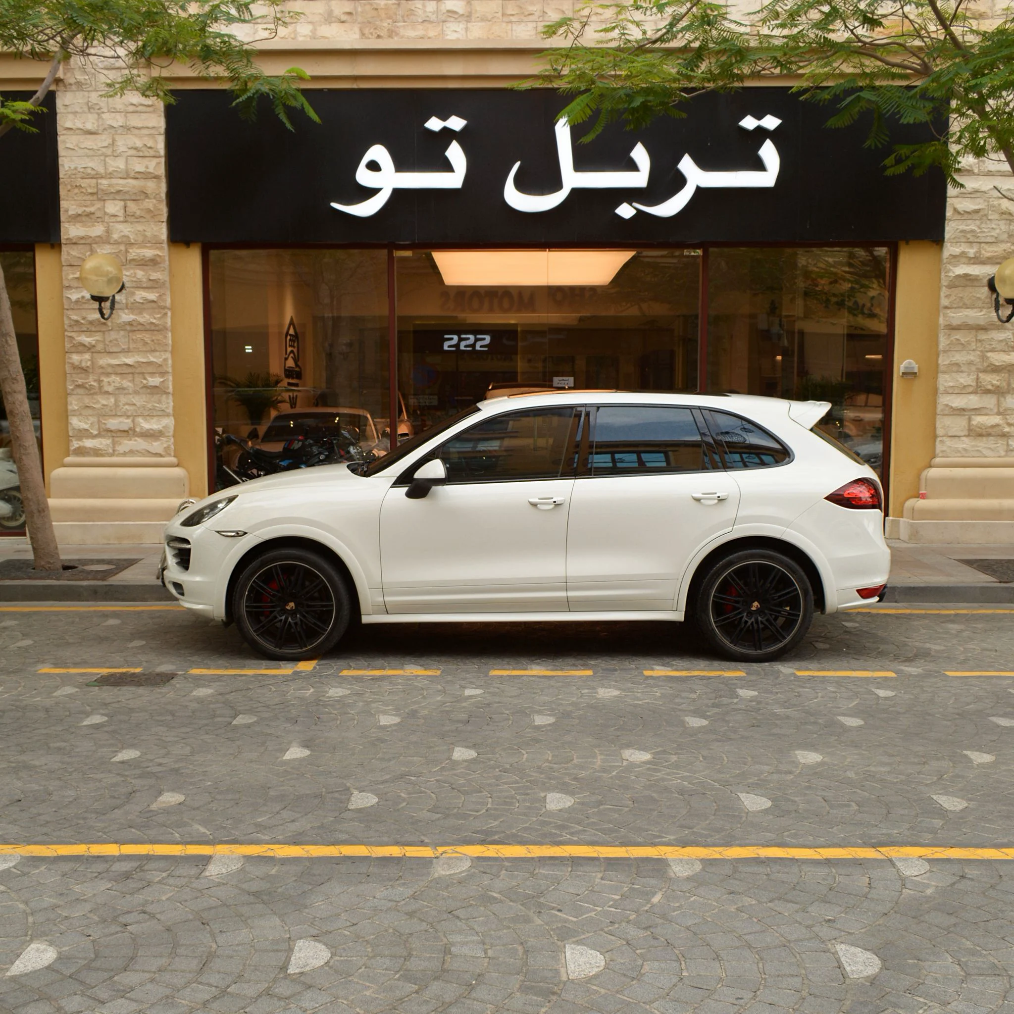 Porsche Cayenne GTS 2014