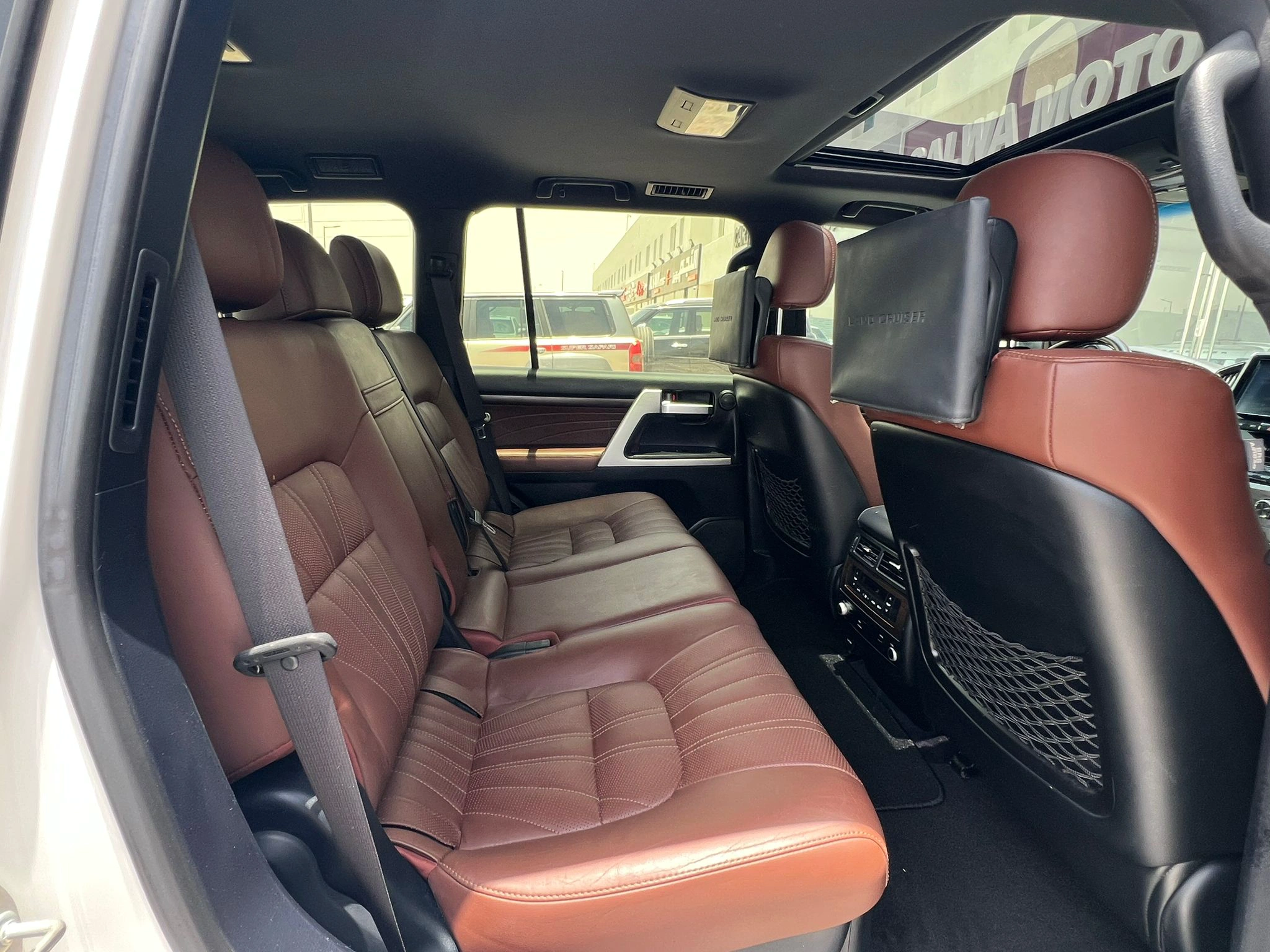 Lexus LX 2019 — photo 10 for sale in Qatar