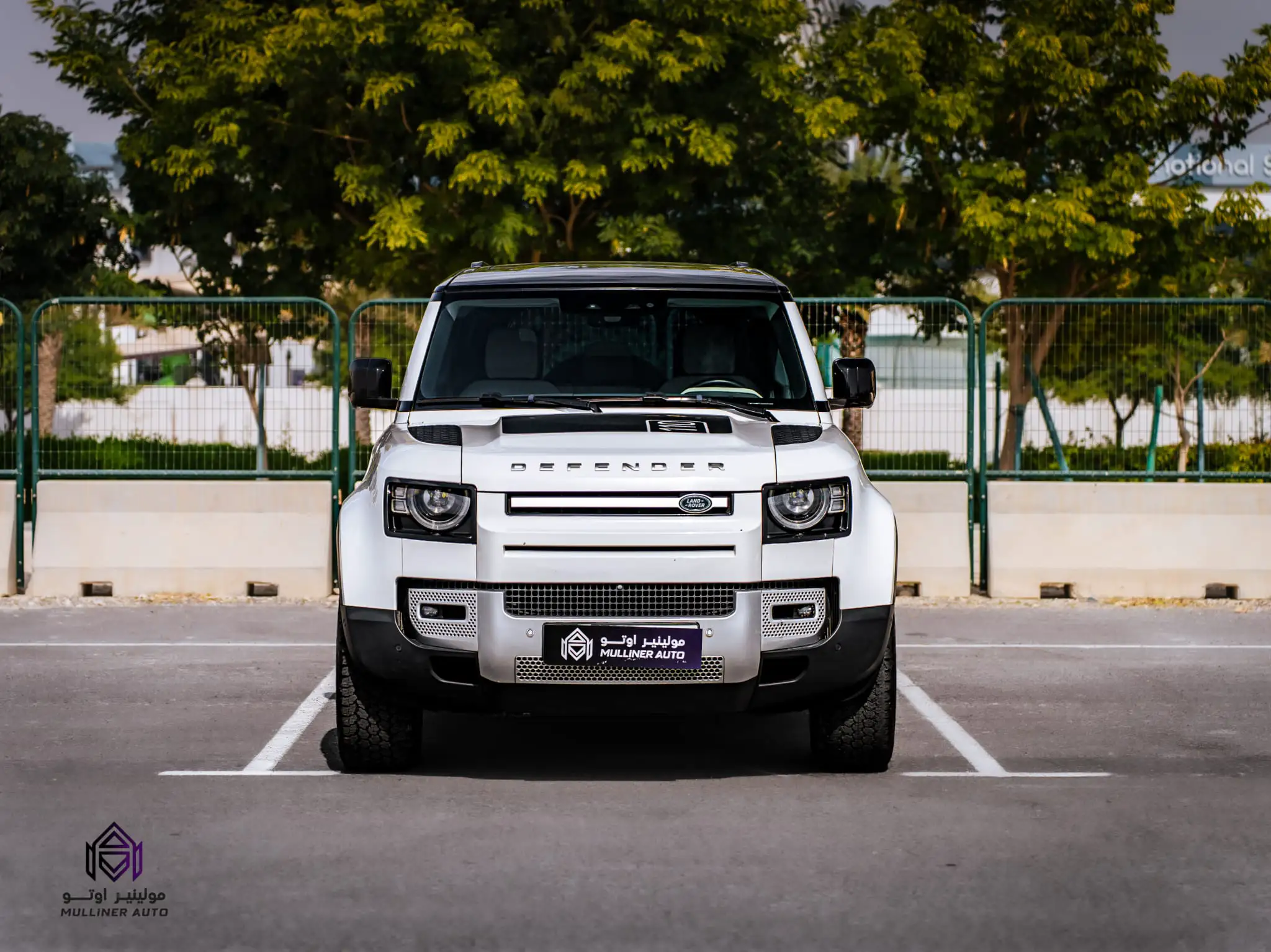 Landrover Defender 2023