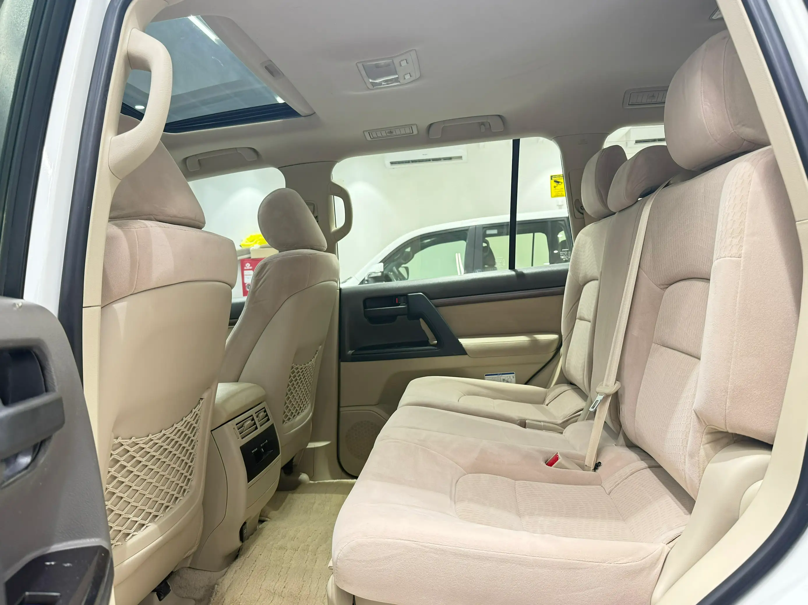 Toyota Land Cruiser GXR 2020 — photo 10 for sale in Qatar