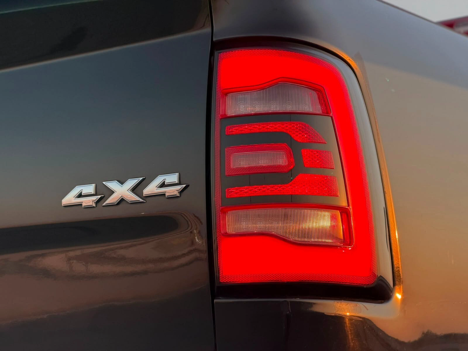 Dodge RAM 2012 — photo 10 for sale in Qatar