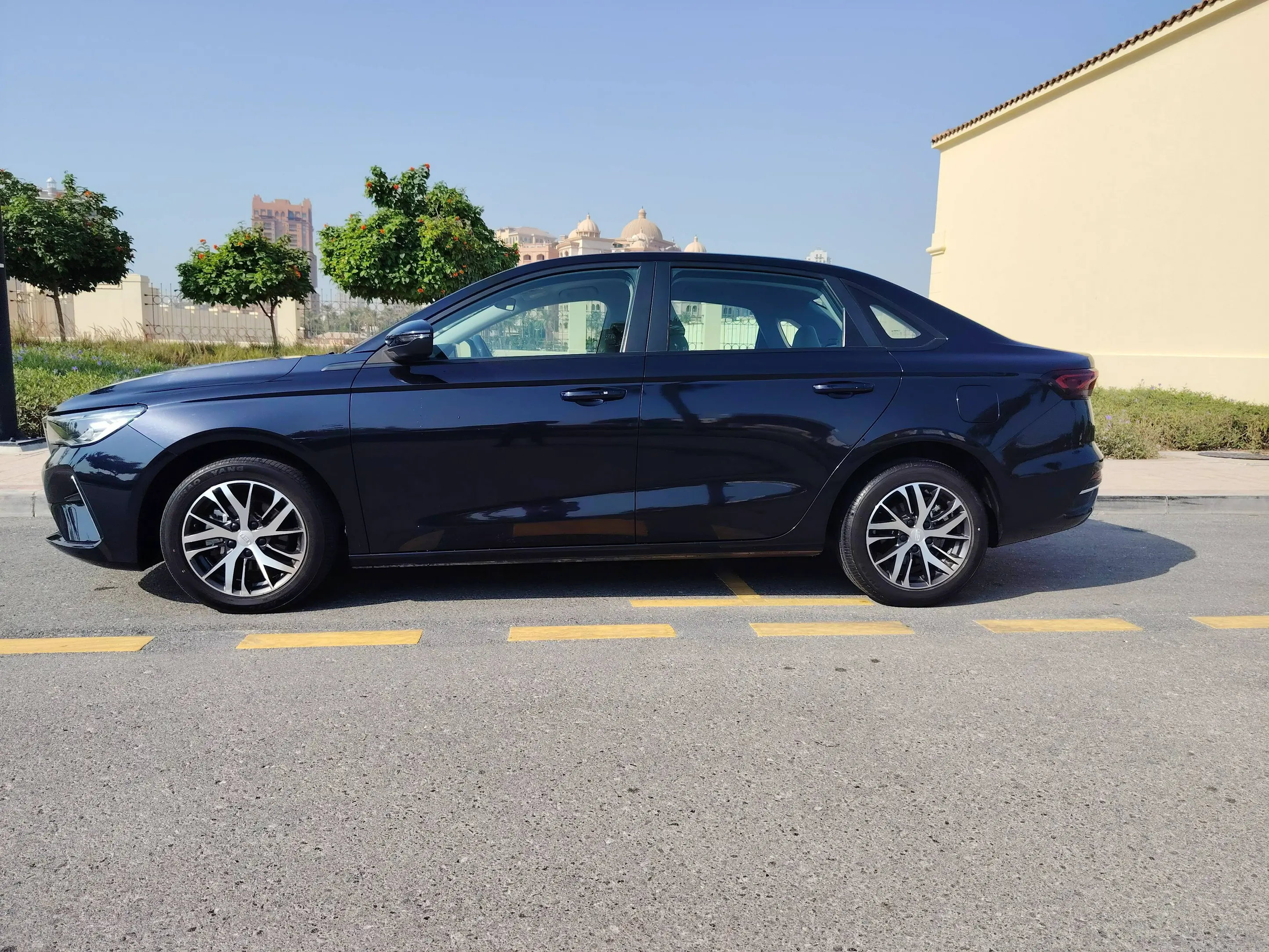 Geely EMGRAND 2024