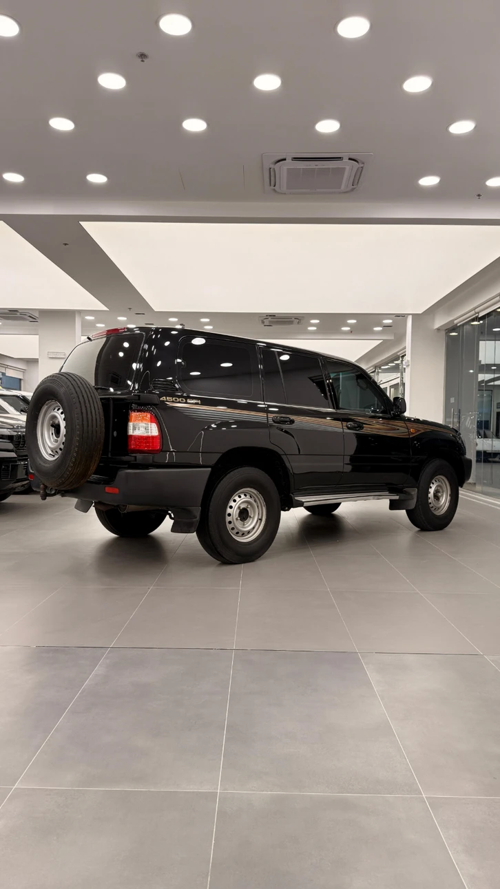 Toyota Land Cruiser GX 2005