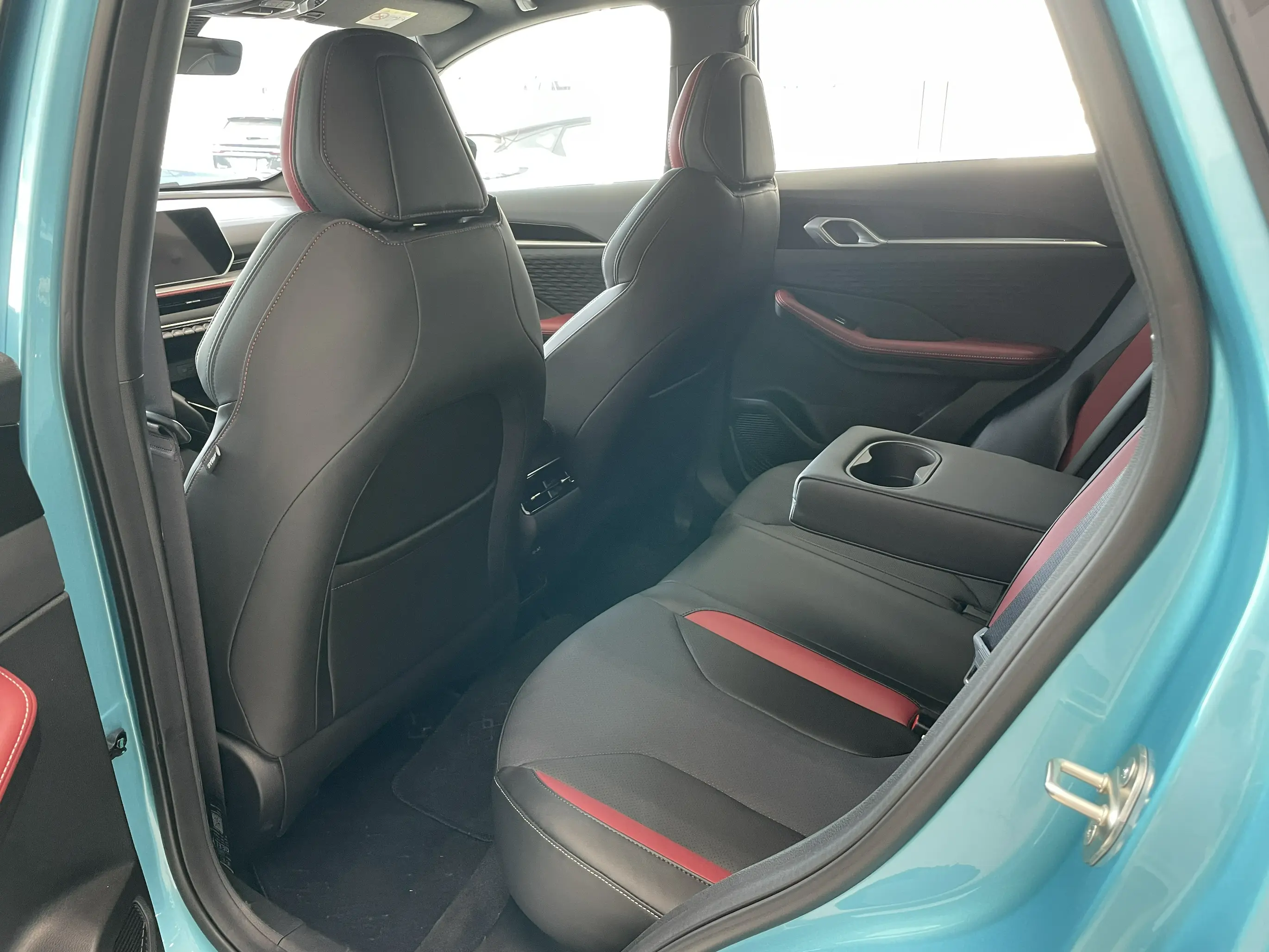 Geely Coolray Full Option 2024