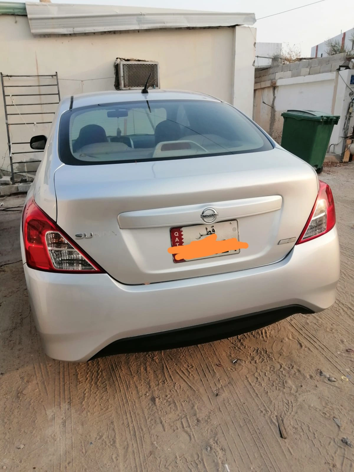 Nissan Sunny 2015
