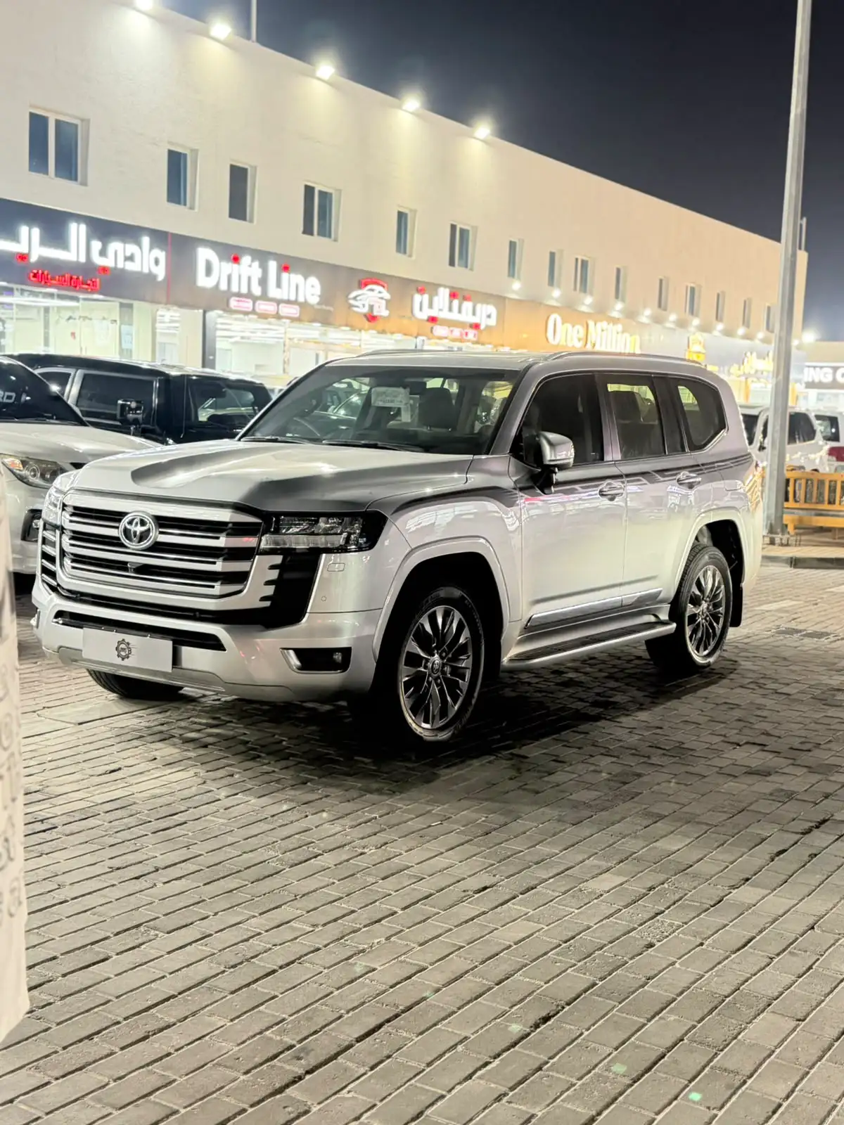Toyota Land Cruiser GXR 2023