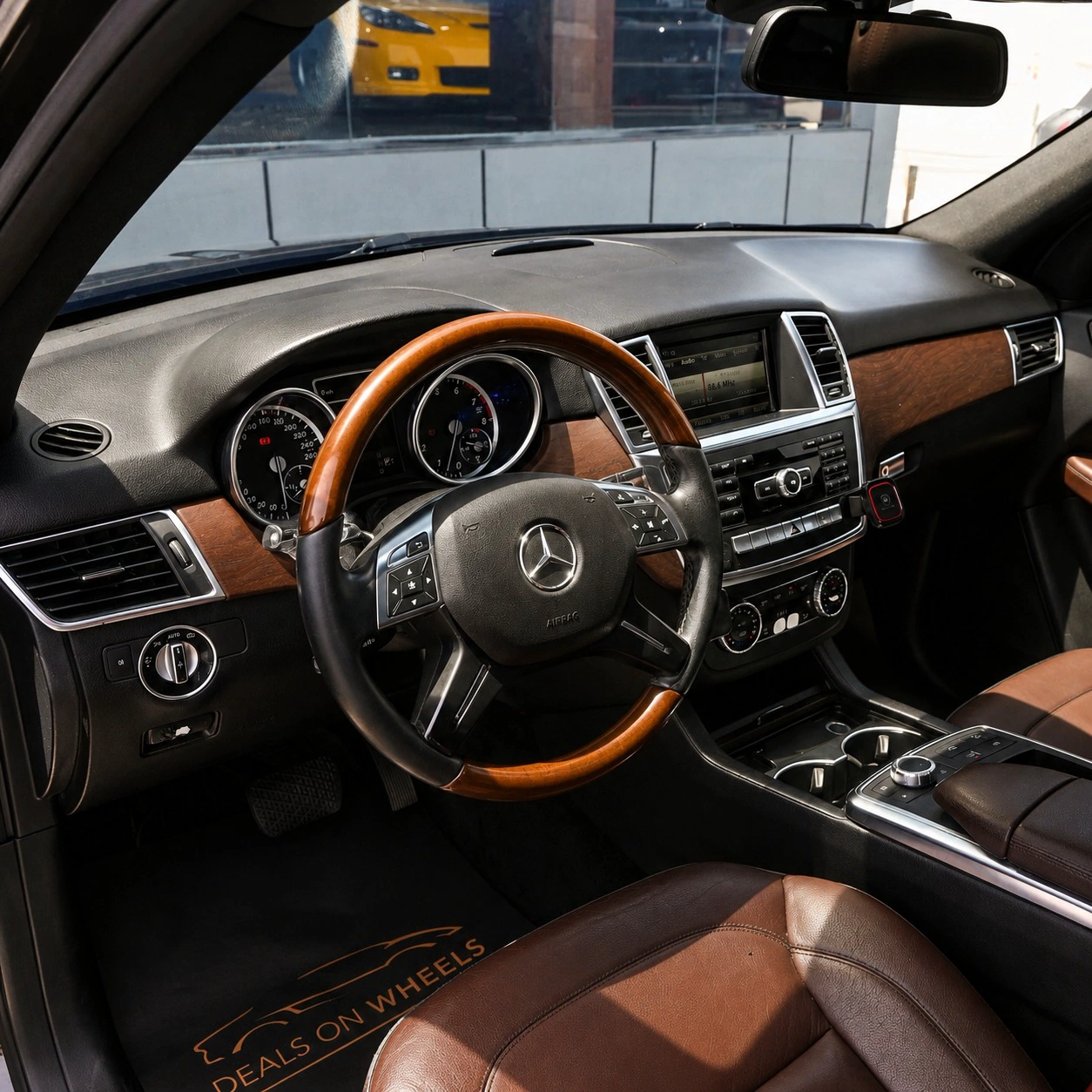 Mercedes ML 350 2014 — photo 8 for sale in Qatar