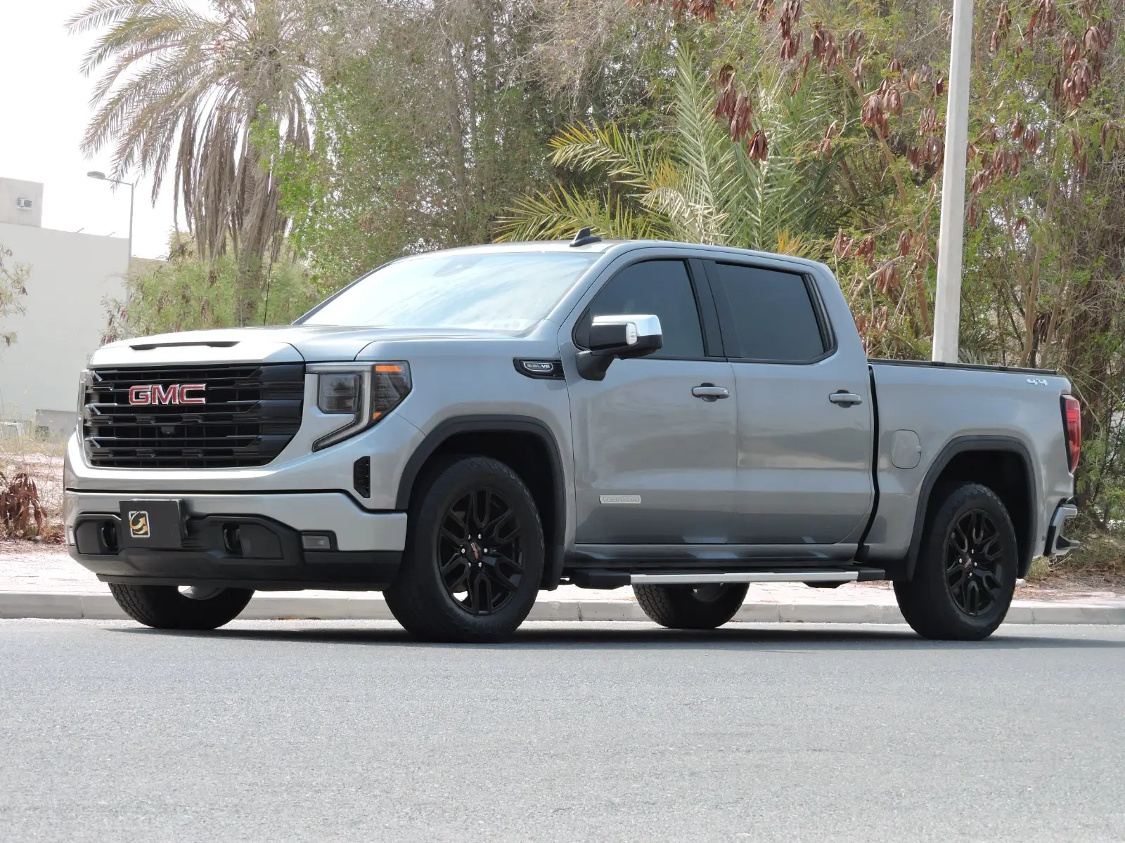 GMC Sierra اليفيجن 2023