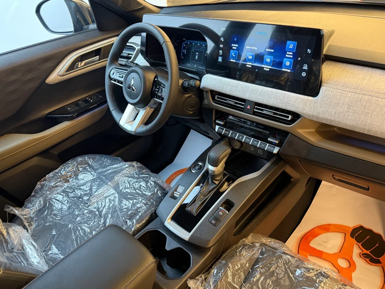 Mitsubishi XFORCE 2025