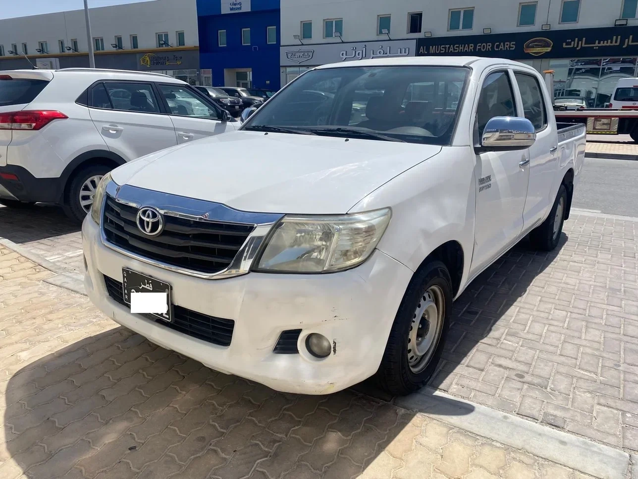 Toyota Hilux 2014 — photo 2 for sale in Qatar