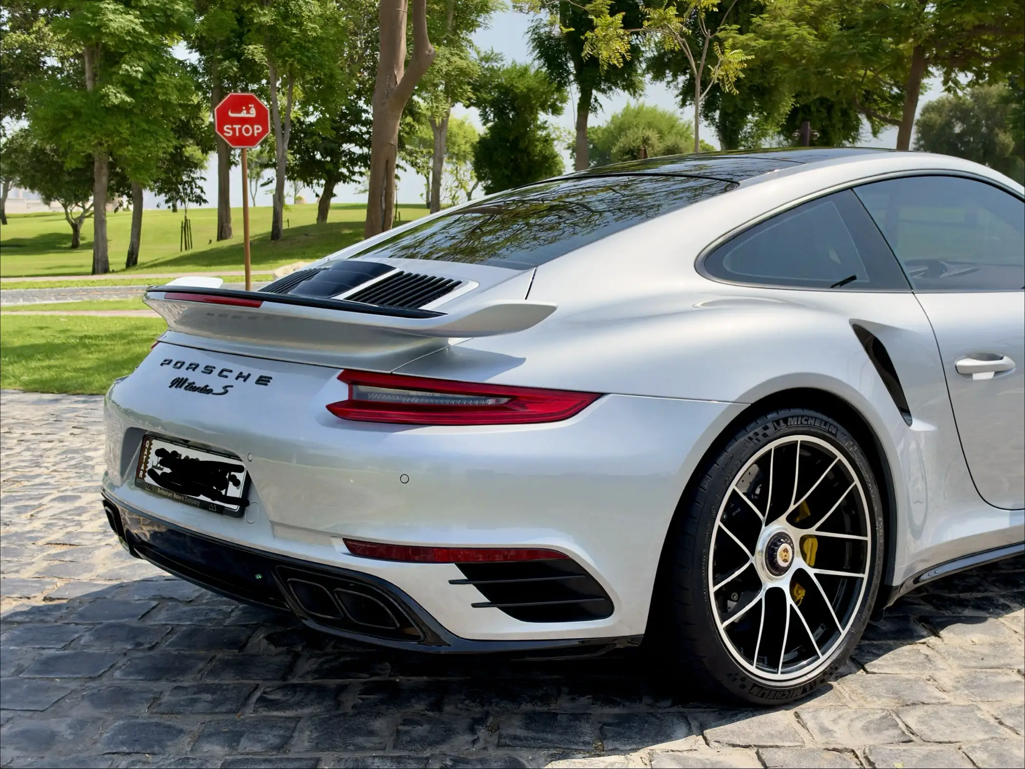 Porsche 911 Turbo S 2017
